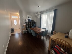 151 Lily Pond St in Ottawa, ON - Building Photo - Building Photo