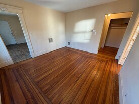 242-244-244 Orange St in Springfield, MA - Building Photo