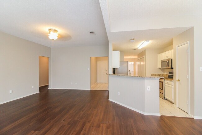1040 Glencrest Dr in Cedar Hill, TX - Building Photo - Building Photo