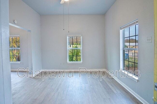 property at 1412 Hays St