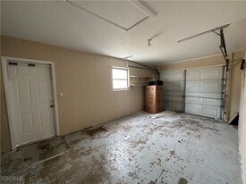 1304 SE 31st Terrace in Cape Coral, FL - Building Photo