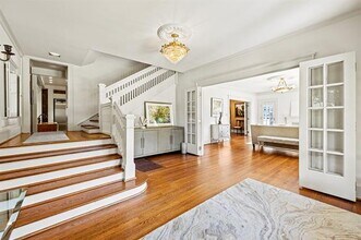 5617 Swiss Ave in Dallas, TX - Building Photo - Building Photo