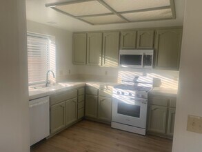 512 Amber Ln in Santa Maria, CA - Building Photo - Building Photo