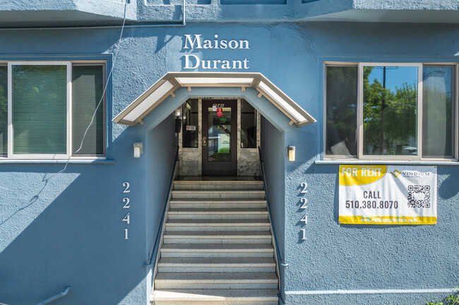 Maison Durant in Berkeley, CA - Foto de edificio - Building Photo