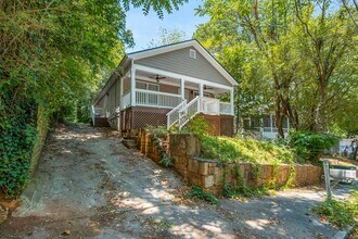 1001 Sims St SW in Atlanta, GA - Building Photo - Building Photo