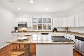 3006 W Julia St in Tampa, FL - Building Photo - Building Photo