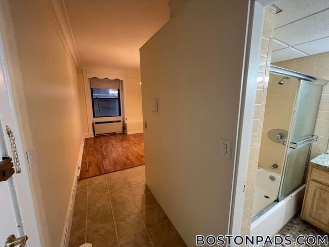 62 Boylston St in Boston, MA - Building Photo - Building Photo