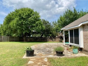 204 Jockey Bluff Cove in Austin, TX - Building Photo - Building Photo