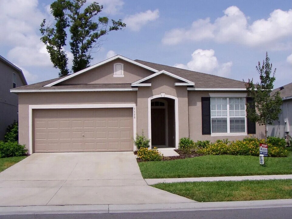 7738 Bear Claw Run in Orlando, FL - Building Photo