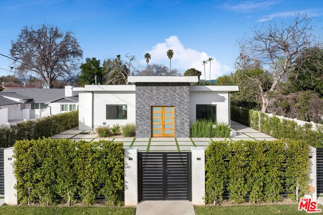 property at 22931 Dolorosa St