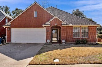 1045 Sweet Grass Trail in Flower Mound, TX - Building Photo - Building Photo