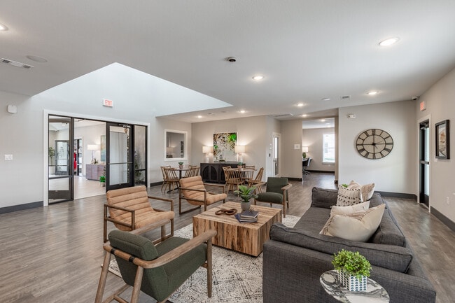 Pecan Grove in Seguin, TX - Building Photo - Interior Photo