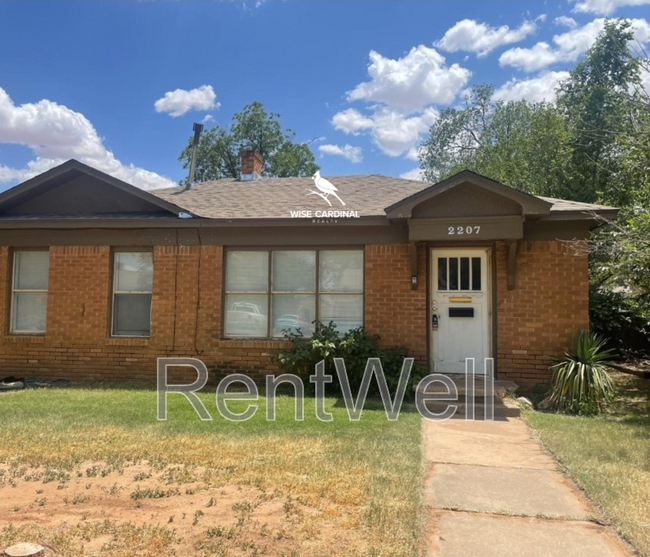 2207 20th St in Lubbock, TX - Building Photo - Building Photo