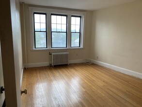 370 Chestnut Hill Ave, Unit 41 in Boston, MA - Building Photo - Building Photo