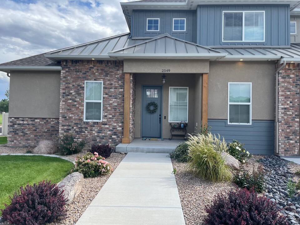 2549 Chapman Dr in Grand Junction, CO - Building Photo