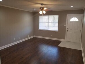 1101 Russell Ln in Bedford, TX - Building Photo - Building Photo