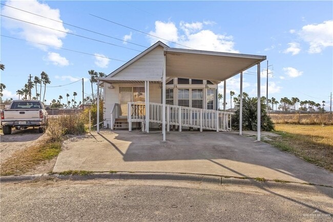 property at 18 Turner Rd