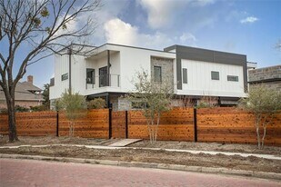 4404 Camp Bowie Blvd in Fort Worth, TX - Building Photo