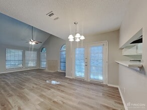 561 Oxbow St in Mesquite, TX - Building Photo - Building Photo