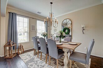 31819 Chapel Rock Ln in Spring, TX - Foto de edificio - Building Photo