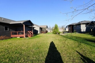 14820 Horton Ave in Urbandale, IA - Building Photo - Building Photo