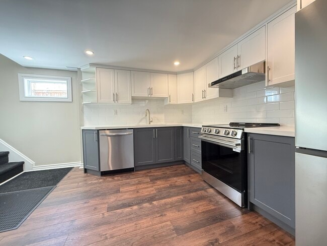 175 Raylawn Crescent in Halton Hills, ON - Building Photo - Building Photo