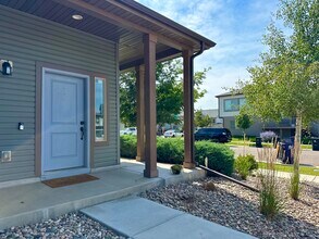 19195 E 55th Ave in Denver, CO - Building Photo - Building Photo