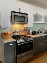 44 St Margaret St in Boston, MA - Foto de edificio - Building Photo