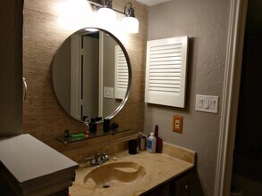 2311 Balsam Dr, Unit H114 in Arlington, TX - Building Photo - Building Photo