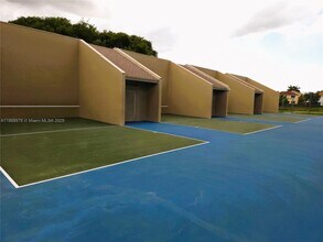 15591 SW 45th Terrace in Miami, FL - Building Photo - Building Photo