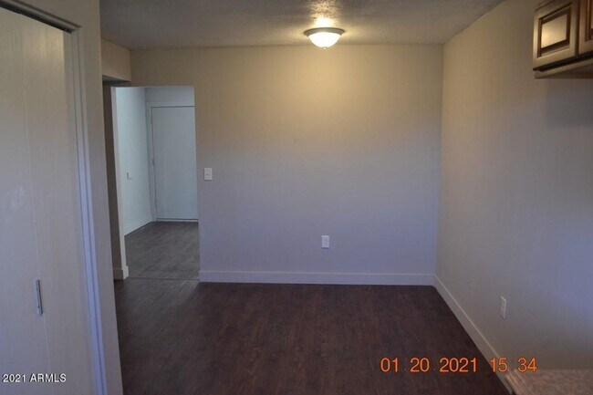 111 S Outpost Rd in Apache Junction, AZ - Building Photo - Building Photo