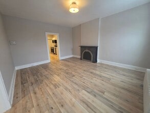 6-8 Maiden Ln in Kingston, NY - Building Photo - Building Photo