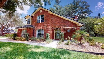 11881 Honey Locust Dr in Jacksonville, FL - Building Photo