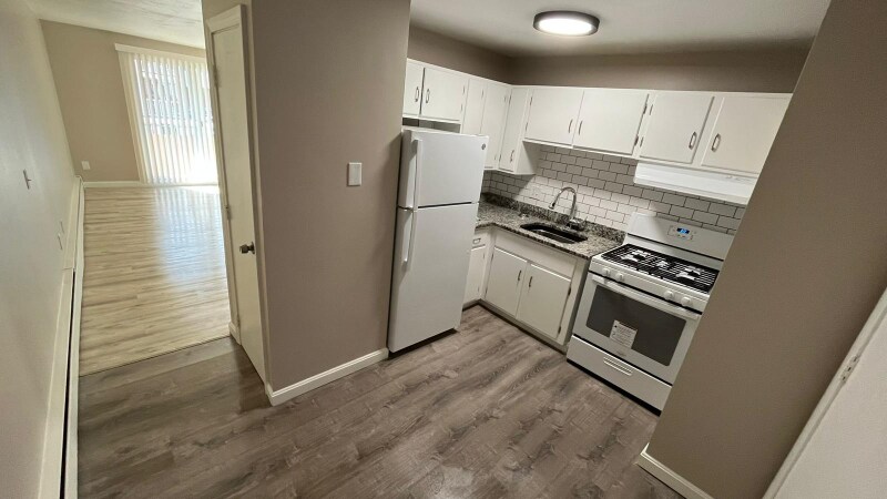 6 Henry Terrace in Worcester, MA - Building Photo