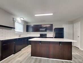 10902 Rosin Jaw Trail in San Antonio, TX - Building Photo - Building Photo