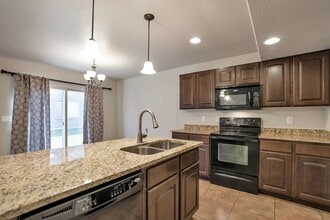 2468 Gilmour in West Haven, UT - Building Photo - Building Photo