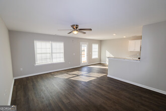 105 Callaway Cres in Statesboro, GA - Foto de edificio - Building Photo