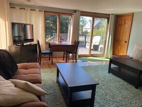 87 Highland Shores Dr in Wareham, MA - Building Photo - Building Photo