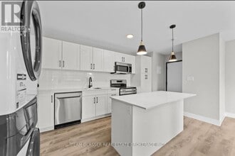 400 Scenic Dr in London, ON - Building Photo - Building Photo