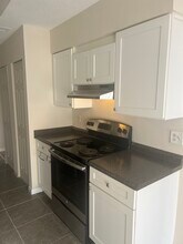 2770 Curry Ford Rd in Orlando, FL - Building Photo - Building Photo