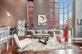 2109 10th St NW, Unit #101 in Washington, DC - Building Photo - Building Photo