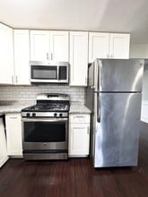 5644 W 105th St in Oak Lawn, IL - Building Photo - Building Photo