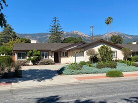 3654 Sunset Dr in Santa Barbara, CA - Building Photo