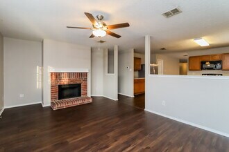 4229 Gray Fox Dr in Fort Worth, TX - Building Photo - Building Photo