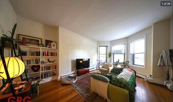 1728 Beacon St in Brookline, MA - Building Photo