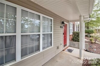 137 Lynch Cir in Mooresville, NC - Building Photo - Building Photo