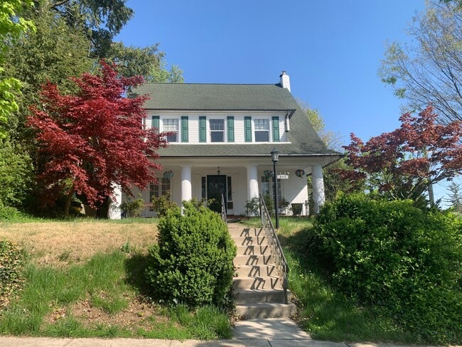 property at 424 Madison Ave