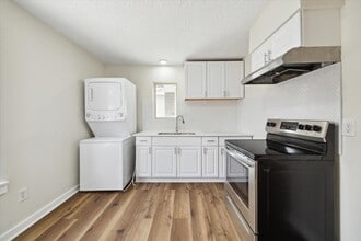 2802 Hardy St in Houston, TX - Building Photo - Building Photo