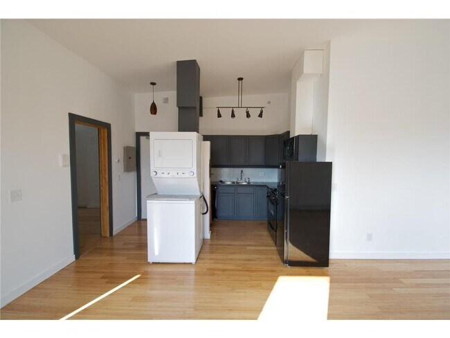 25 E 26th St in Minneapolis, MN - Building Photo - Building Photo