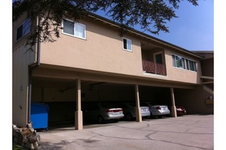 1320 S Ridgeley Dr in Los Angeles, CA - Building Photo - Building Photo